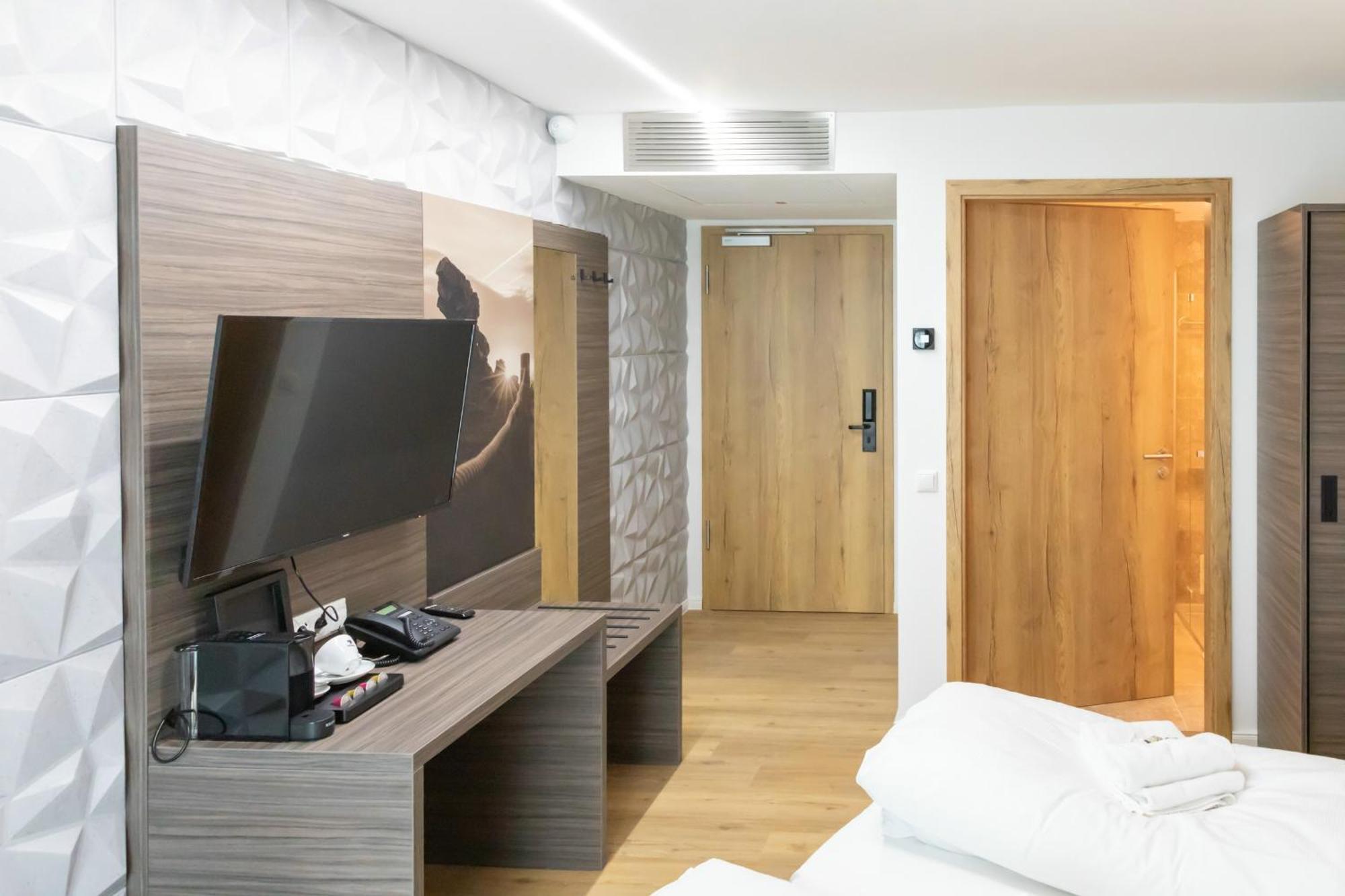 Central Hotel & Lounge Adult Only Goslar Bagian luar foto